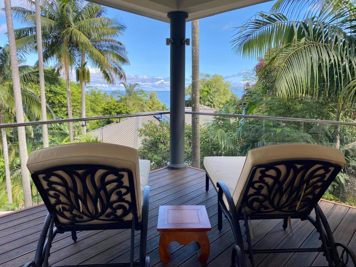 Anse Soleil Beachcomber Hotel And Self Catering Baie Lazare  Exterior photo